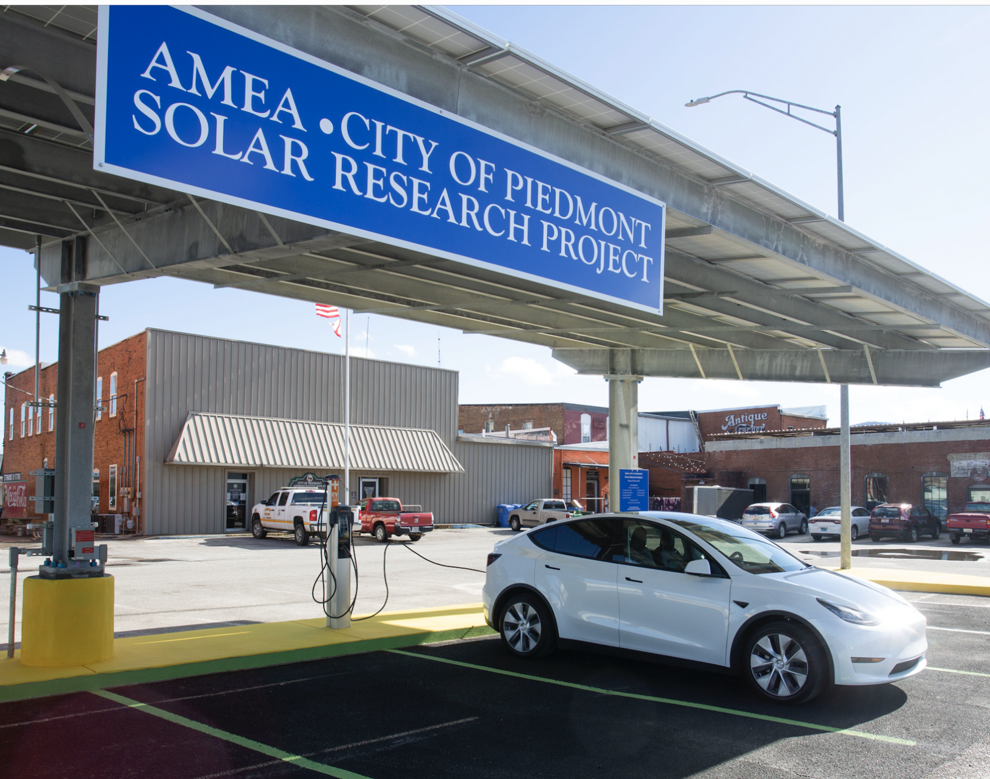 solar-powered-parking-station-dedicated-in-piedmont-piedmont