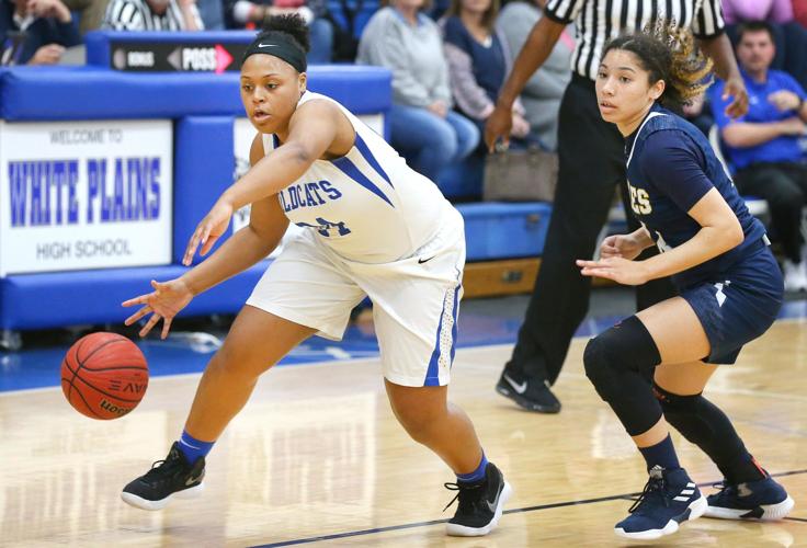 Jacksonville at White Plains Girls AHSAA Basketball Game Slideshows