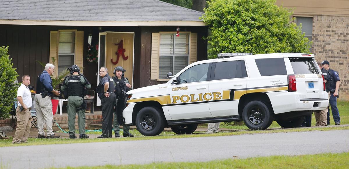 Oxford Police Standoff Slideshows