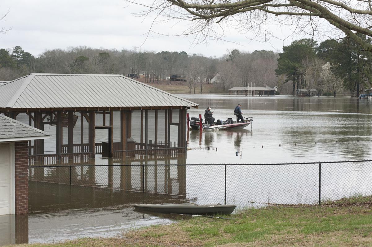 Officials keeping an eye on Logan Martin Lake (with photos