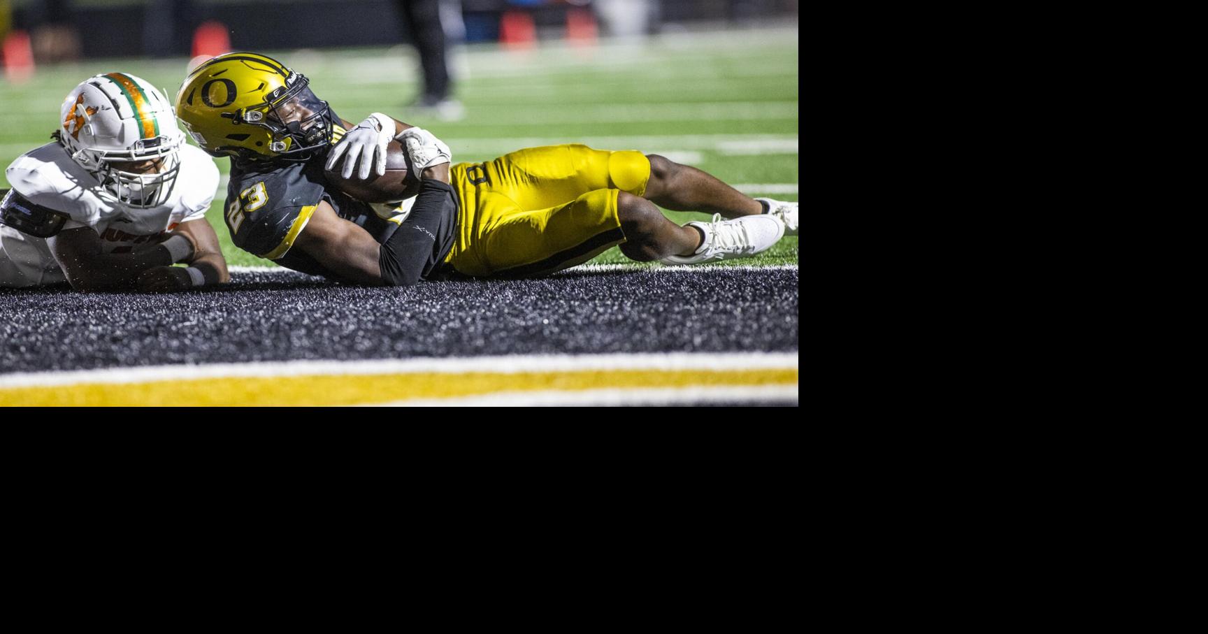 AnnistonStar.com - Prep football: Oxford marches to homecoming win: 'We did what we needed to do' image