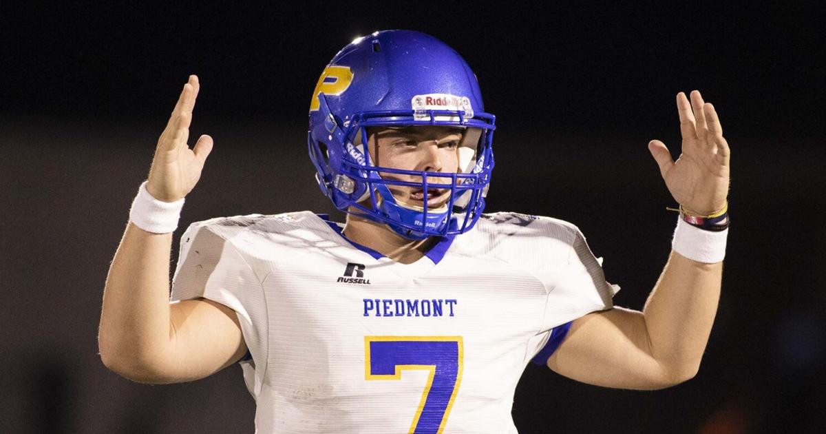AnnistonStar.com - Prep football: Piedmont sails as Hayes adds another record to his list image