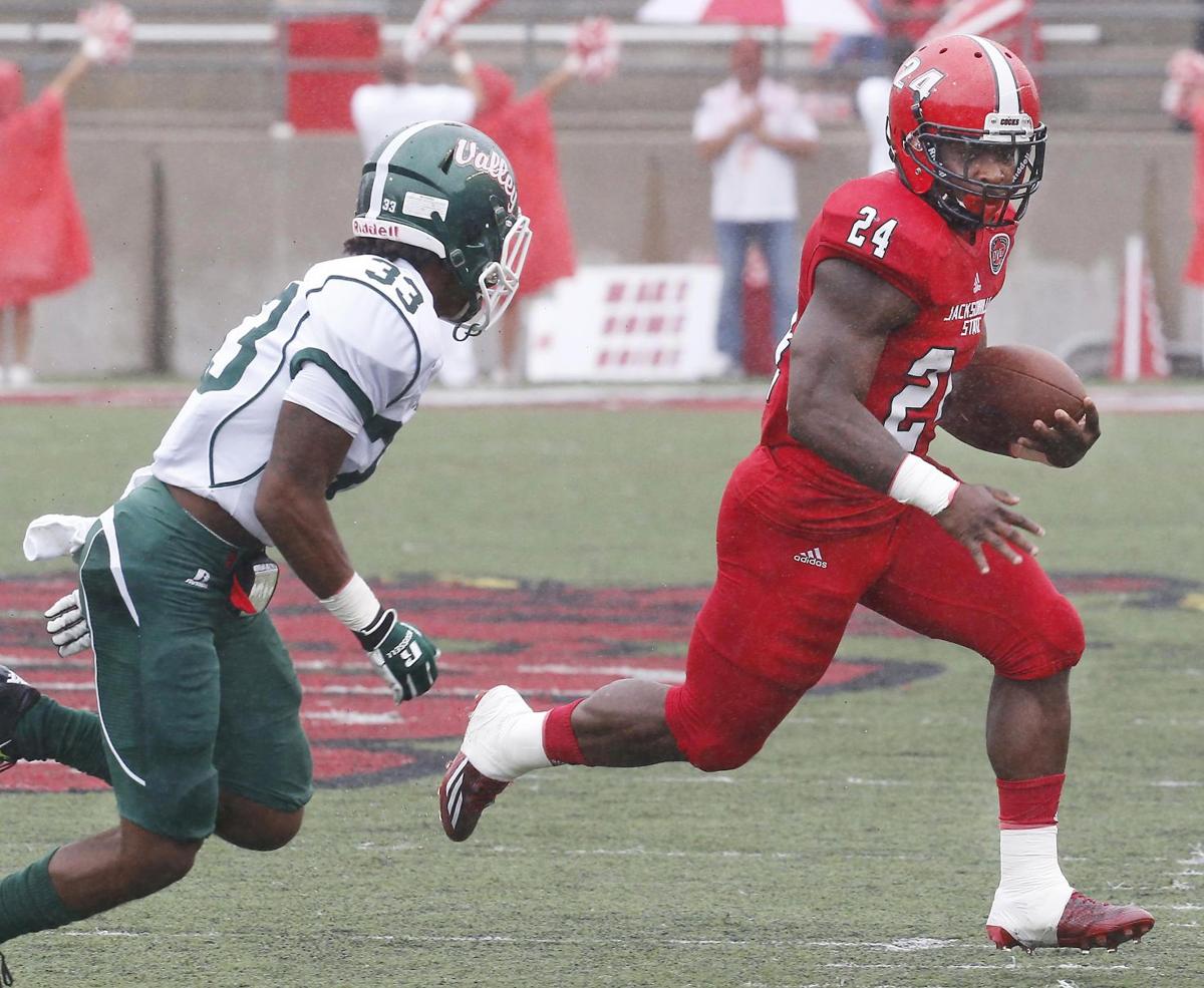 College Football: Mississippi Valley State at JSU ... Fccnn grand forks—the mississippi valley state football program is known for alums jerry rice and deacon jones.