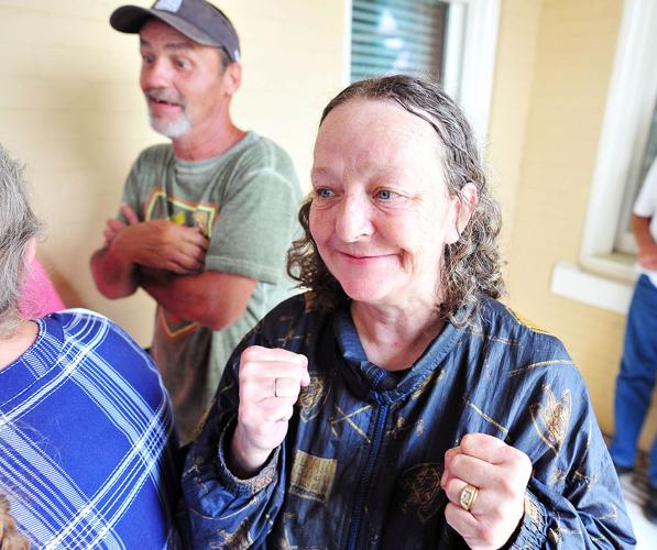 Local buyer gets Heflin apartment complex at auction Cleburne County