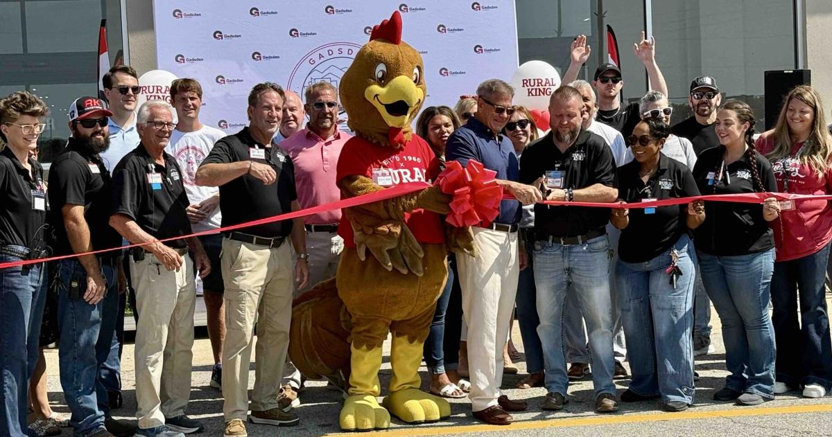 Gadsden’s Rural King holds grand opening