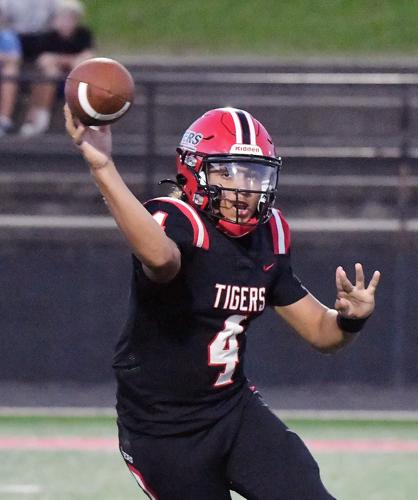Prep football: Cleburne County uses explosive plays to down White Plains