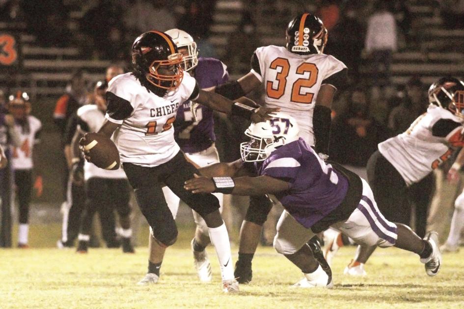 AnnistonStar.com - Ragland rallies with 2 TDs in 4th quarter, edges R.A. Hubbard image