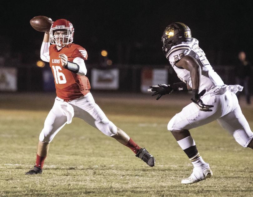 AnnistonStar.com - Munford hands Lincoln 22-14 setback in overtime image