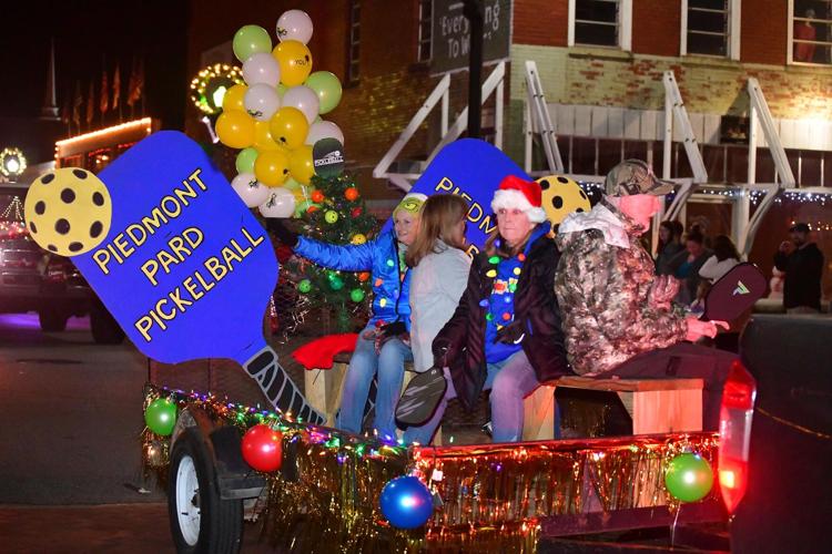 Photo gallery Piedmont Christmas Parade Slideshows