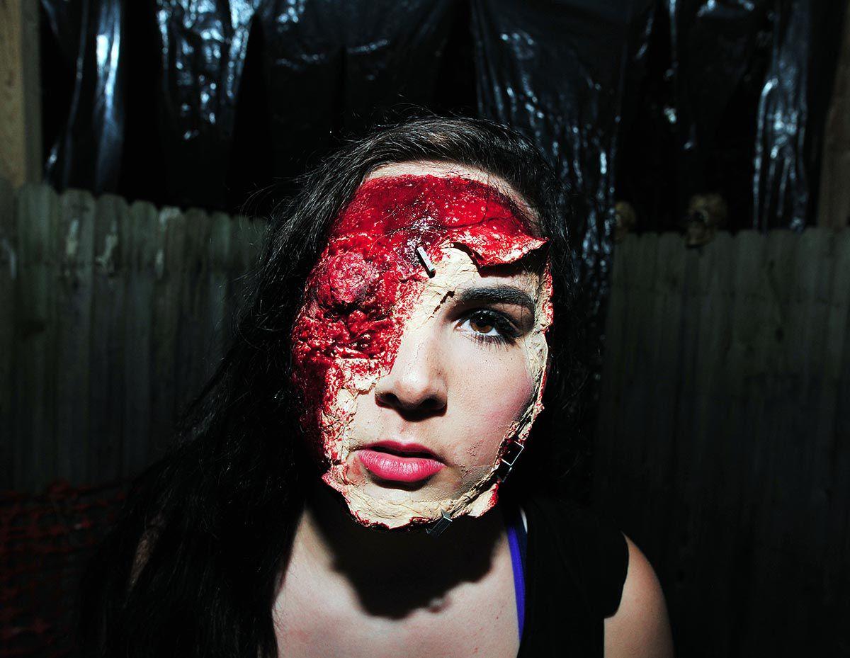 Behind The Screams An Insiders Tour Of The Legendary Haunted