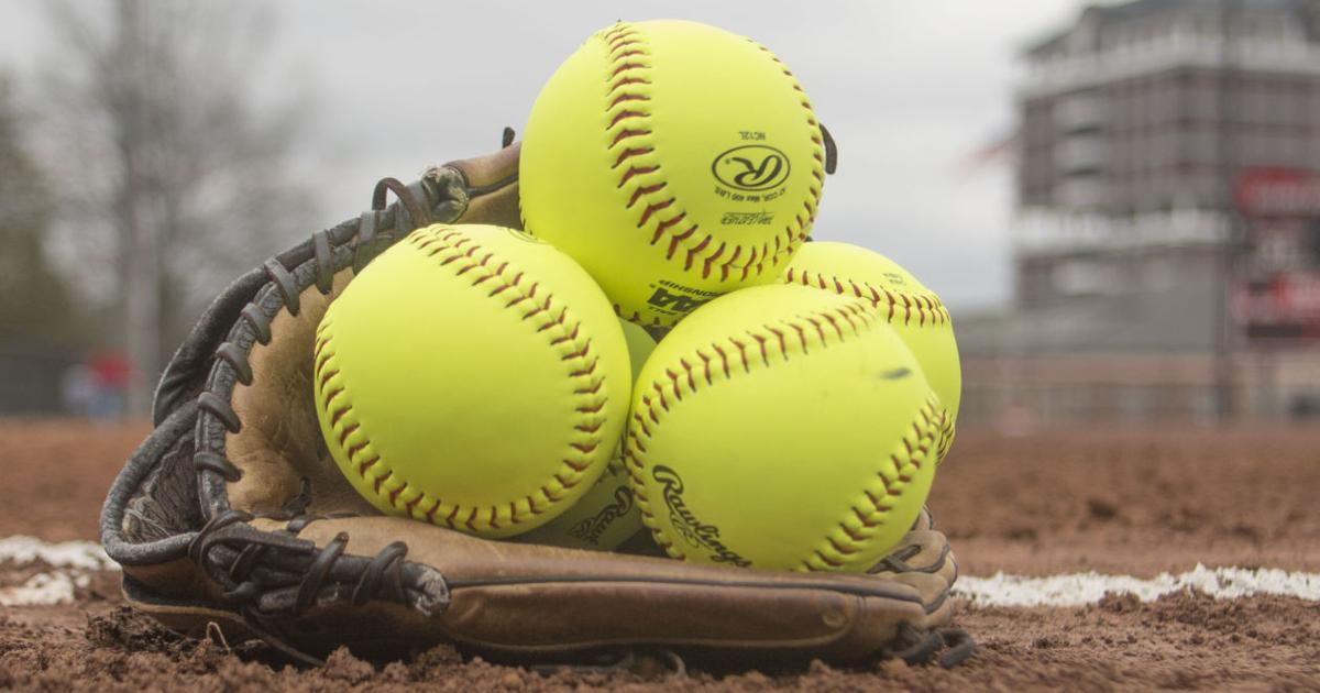 AnnistonStar.com - Prep softball: Randolph County, Munford each pick up a win at Munford round robin image