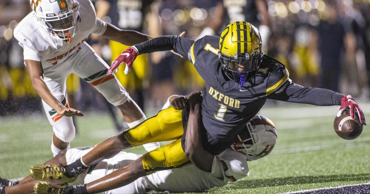 AnnistonStar.com - ASWA poll: Oxford rises, Jacksonville stays put image