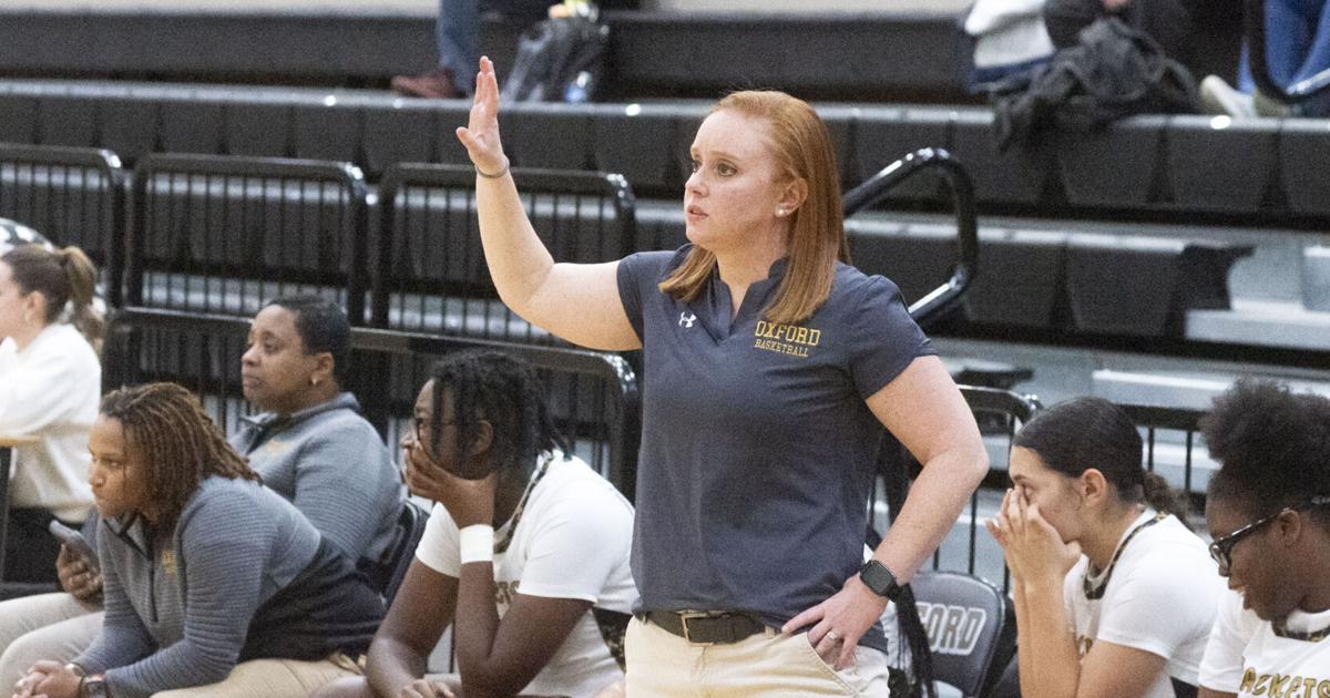 AnnistonStar.com - MOVING ON: Oxford's girls set tone early, down Fort Payne to move to area tourney final image