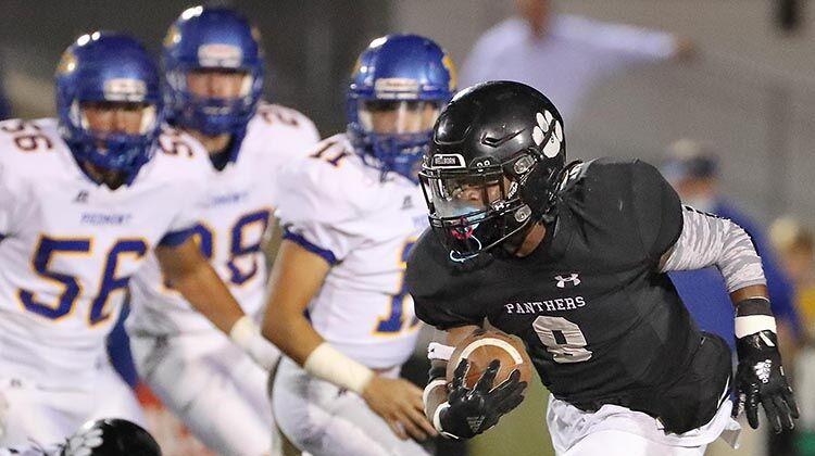AnnistonStar.com - Photos: Wellborn vs Piedmont AHSAA Football Game image
