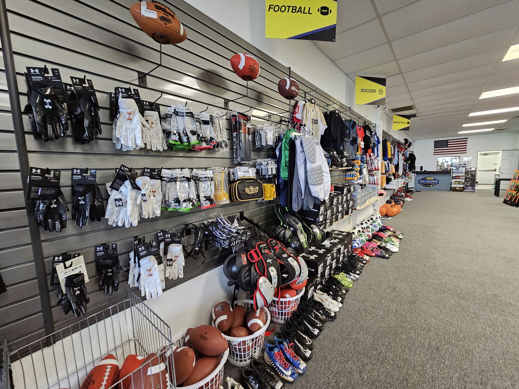 Second hand sports equipment store opens in Oxford Business annistonstar