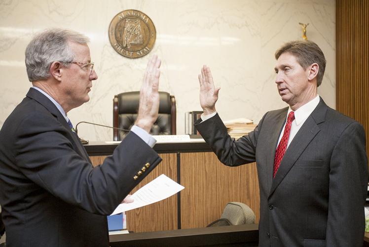 Steve Giddens sworn in for 4th term as Talladega County district 