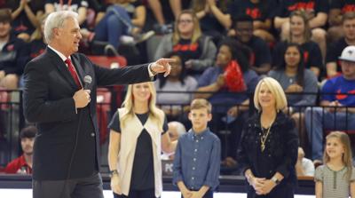 Joe Medley: For Jones, appreciation has its day on court