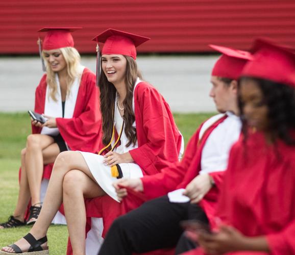 (PHOTOS) Munford High School graduation The Daily Home