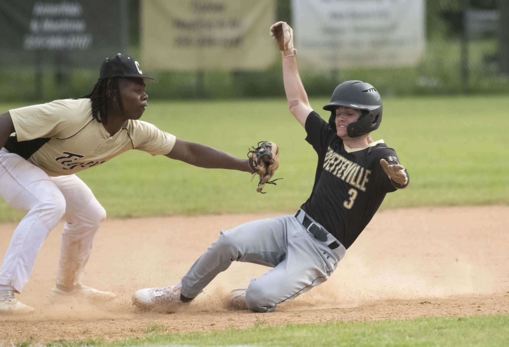 Photos: Fayetteville Scores A Victory Over B.B. Comer - High School ...