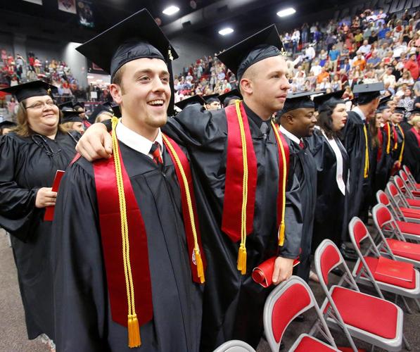 JSU hosts spring graduation ceremonies Jacksonville JSU hosts spring graduation ceremonies Jacksonville