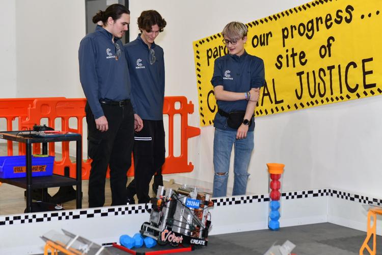 Photo Gallery: Students engineer success at Oxford’s VEX Robotics ...