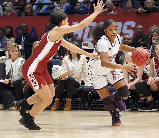 Prep Sports Anniston S Dudley White Plains Baker Named North