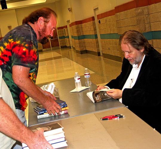 Rick Bragg speaks at JSU Slideshows