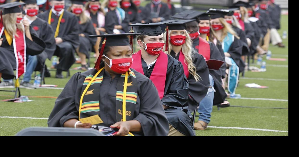 JSU graduates from summer, spring collect diplomas with family and