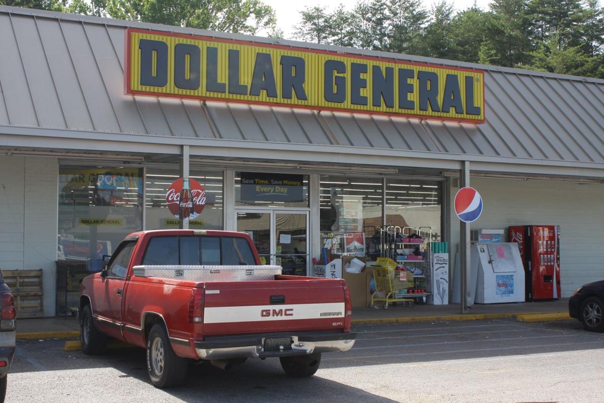 Weekend robberies at Sylacauga, Fayetteville Dollar Generals could be