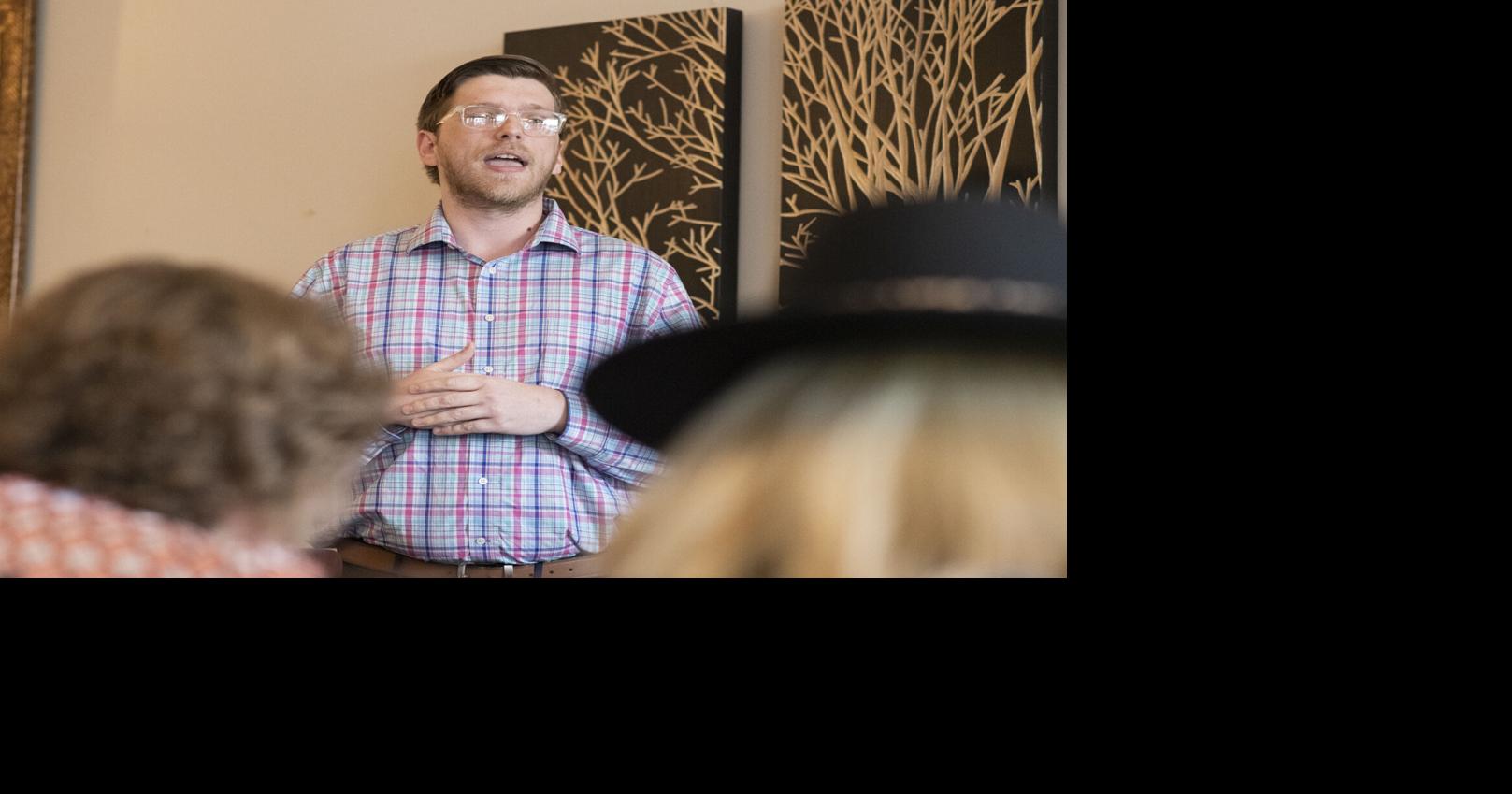 Reporter talks to local group about journalists’ role in bigger issues ...