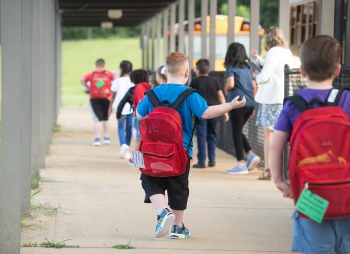 Photos Students arrive back for a new year at Munford Elementary The