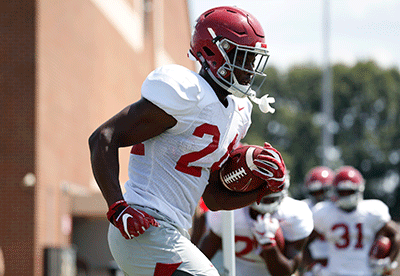 Alabama's Brian Robinson Jr. ready for elevated role after 'humbling' first  two years