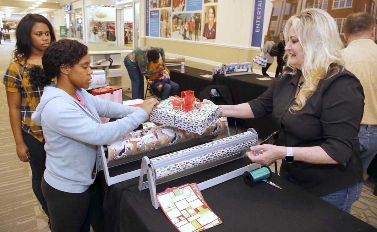 2nd Chance Gift Wrapping