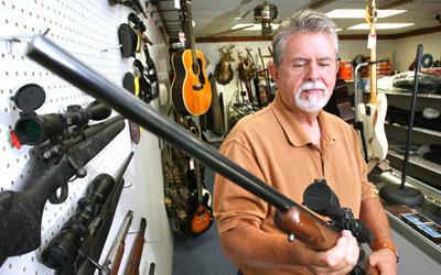 Shopping Jesus Saves We Buy Guns Signs Of A Good Pawn Shop Annistonstar Com