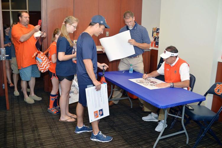 Auburn Fan Day Slideshows