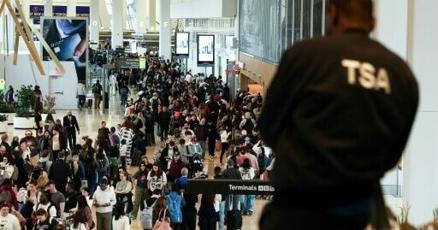 House Republicans reject Senate bid to end US airport chaos