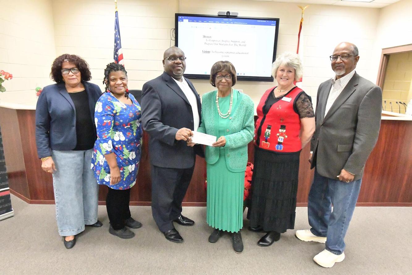 Christmas comes early for Anniston City Schools Education