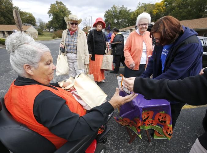 Myrick Manor Halloween Slideshows