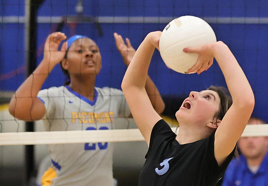AnnistonStar.com - Prep volleyball: Haynes leads Pleasant Valley past Piedmont image