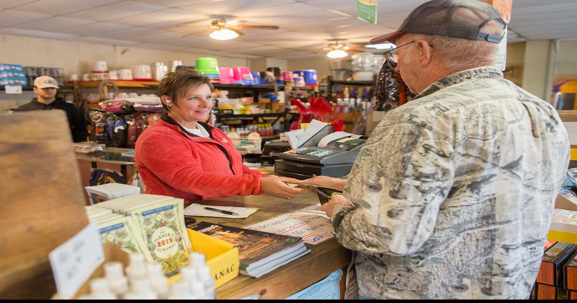 Oak Grove Feed and Seed (photo gallery) Slideshows