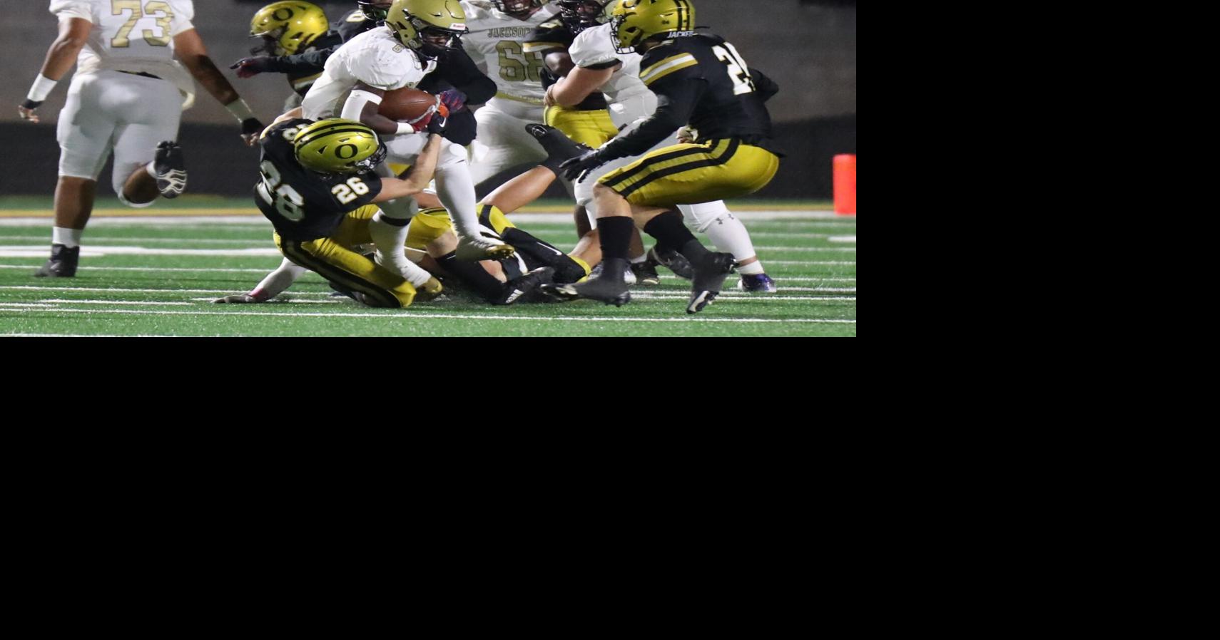 AnnistonStar.com - Prep football: Fumble recovery seals Oxford's win over Jacksonville image