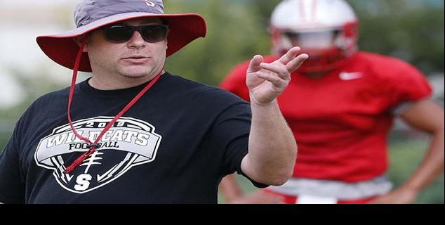 AnnistonStar.com - Prep football: Running game, goal-line stands lift unbeaten Saks image