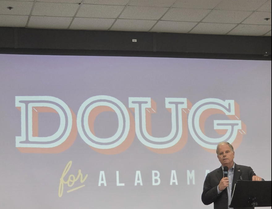 Doug Jones focuses on veterans’ needs at Anniston town hall