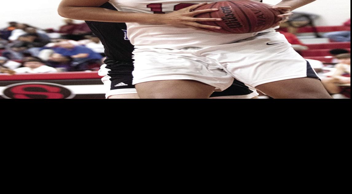AnnistonStar.com - Sylacauga 71, Childersburg 60: Shannon Grant leads Aggies past rival Childersburg image
