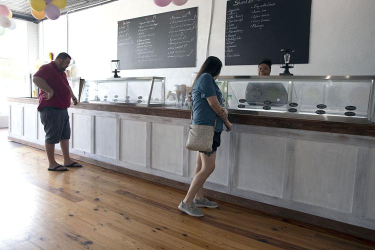 Scoop Du Jour offers 32 ice cream flavors, various desserts Features