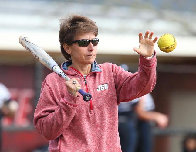 Fort Wayne at JSU Softball Game Slideshows