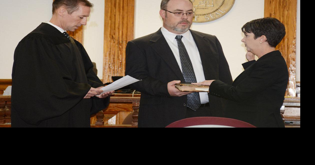 Walker sworn in as Cleburne County district judge | News | annistonstar.com