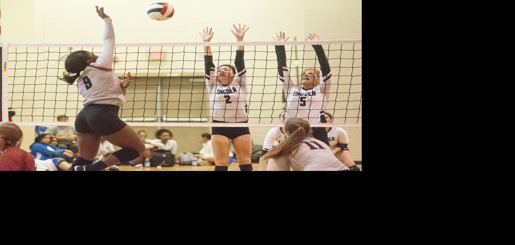 AnnistonStar.com - Talladega County Volleyball Tournament: Lincoln defeats Sylacauga to win third straight county title image