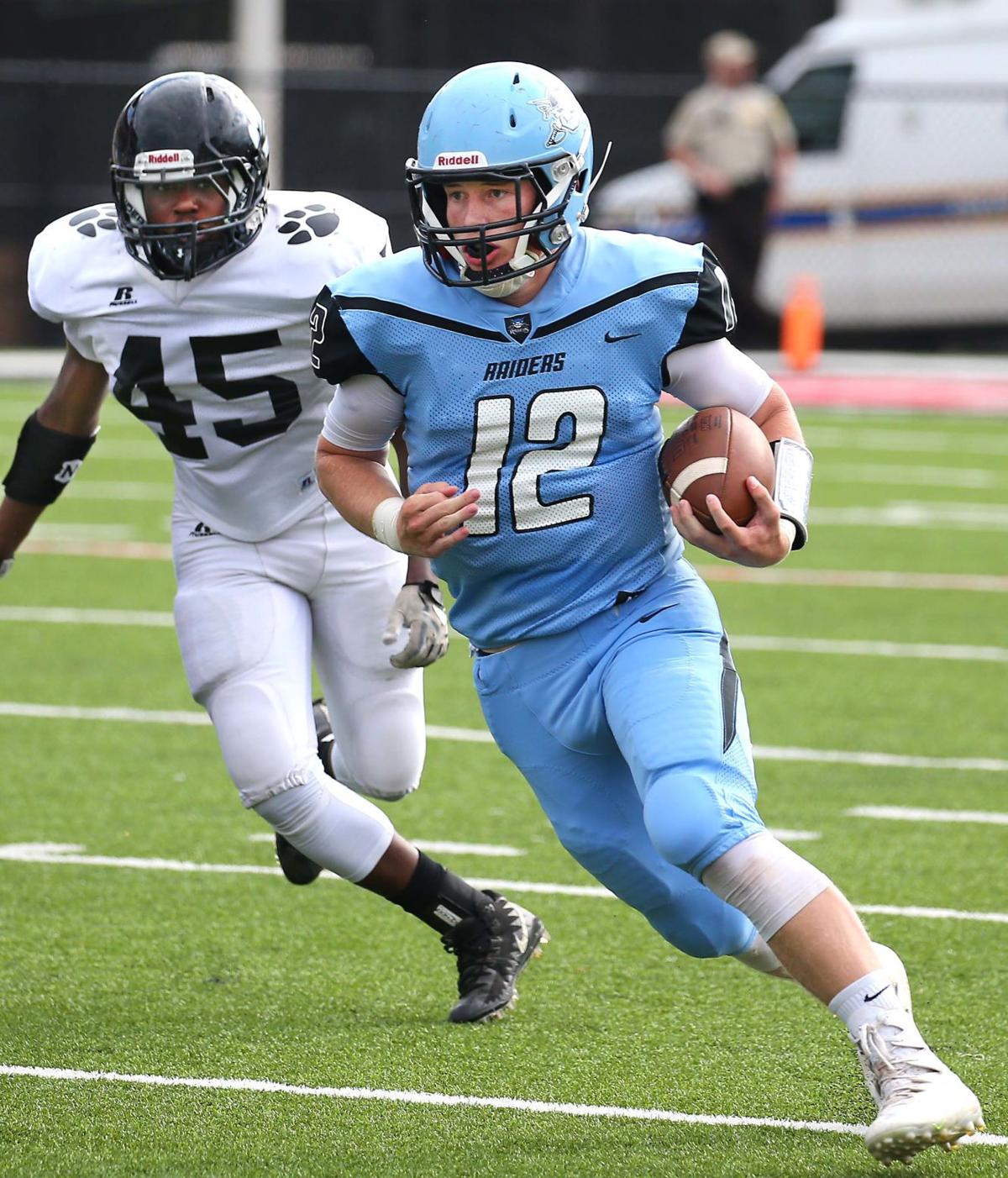 Wellborn vs Pleasant Valley Jamboree Football Game Slideshows