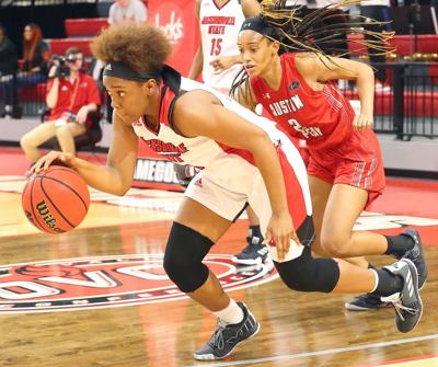 Jsu Women Elliott S Surge Walker S First Start Help Gamecocks